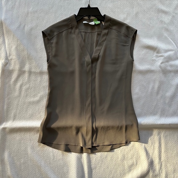 Max Studio Silk Cap Sleeve Blouse, XS, Mushroom (Taupe/Grey) - Picture 8 of 11